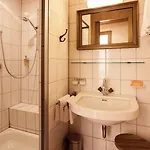 Der Stern - Nachhaltiges Wirtshaus Und Seit 1509 Hotel Obsteig