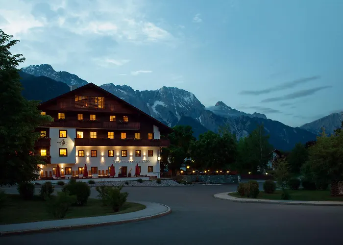 Der Stern - Nachhaltiges Wirtshaus Und Seit 1509 Hotel Obsteig