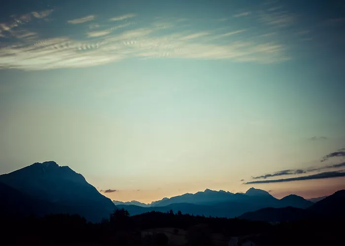 Der Stern - Nachhaltiges Wirtshaus Und Seit 1509 Hotel Obsteig