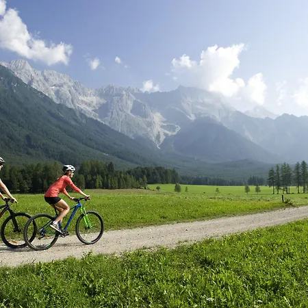 Hotel Der Stern - Nachhaltiges Wirtshaus Und Seit 1509 4*