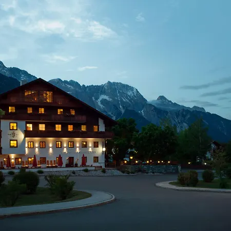 Der Stern - Nachhaltiges Wirtshaus Und Seit 1509 Hotel Obsteig