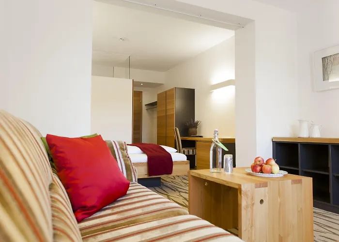 Der Stern - Nachhaltiges Wirtshaus Und Seit 1509 Hotel Obsteig